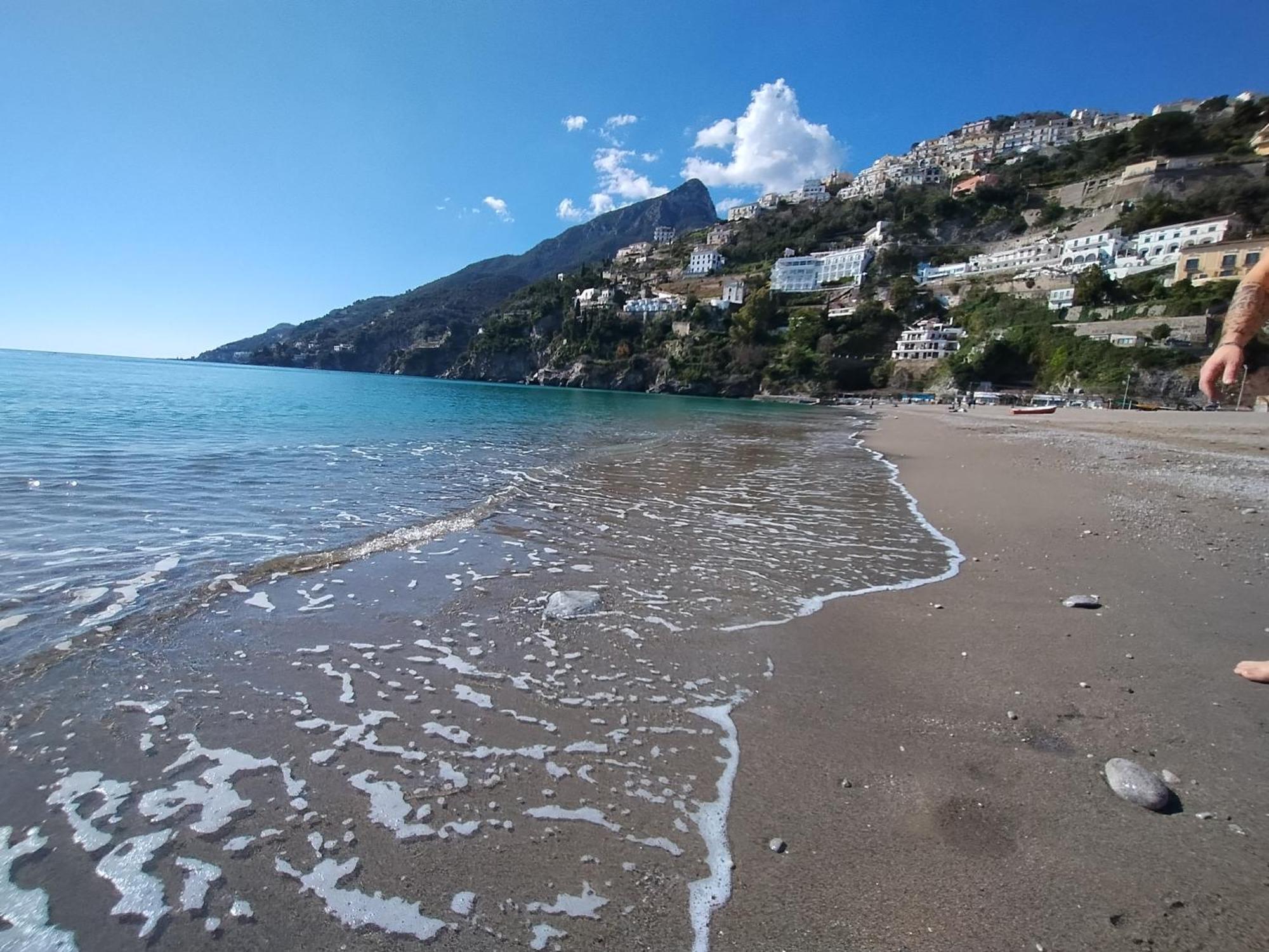 Casa Vacanze Smeralda Amalfi Coast Vietri Dış mekan fotoğraf