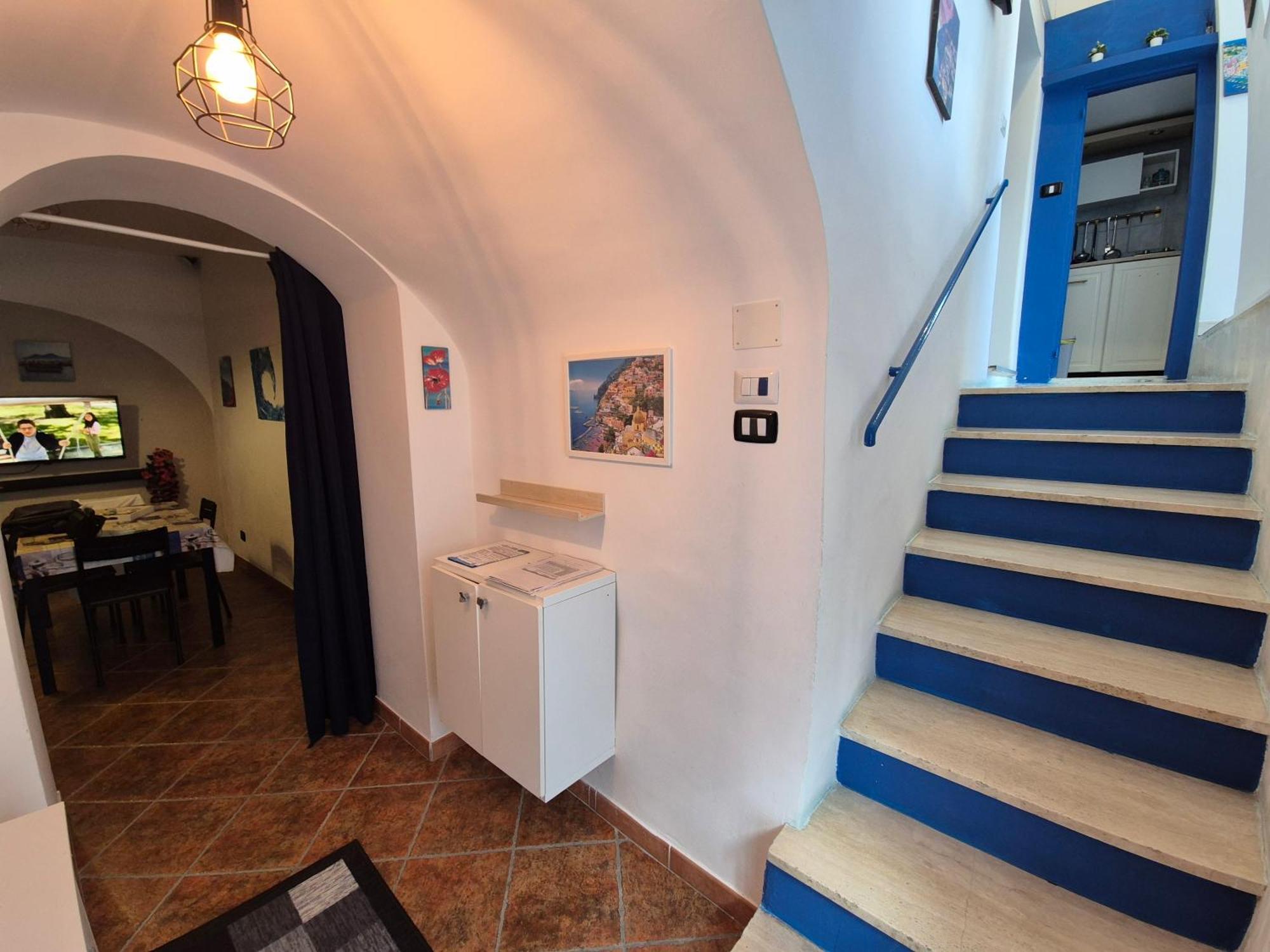 Casa Vacanze Smeralda Amalfi Coast Vietri Dış mekan fotoğraf