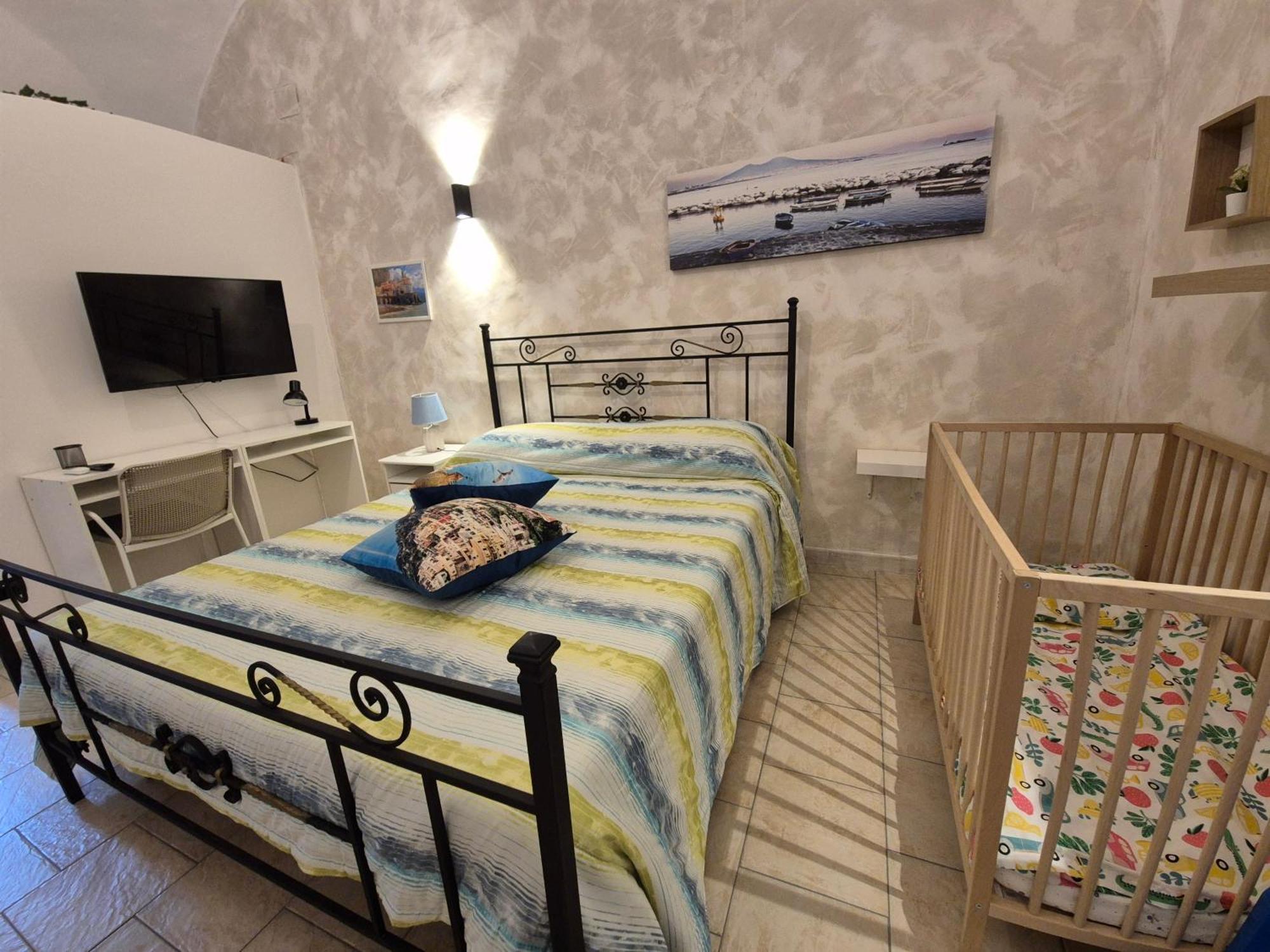 Casa Vacanze Smeralda Amalfi Coast Vietri Dış mekan fotoğraf