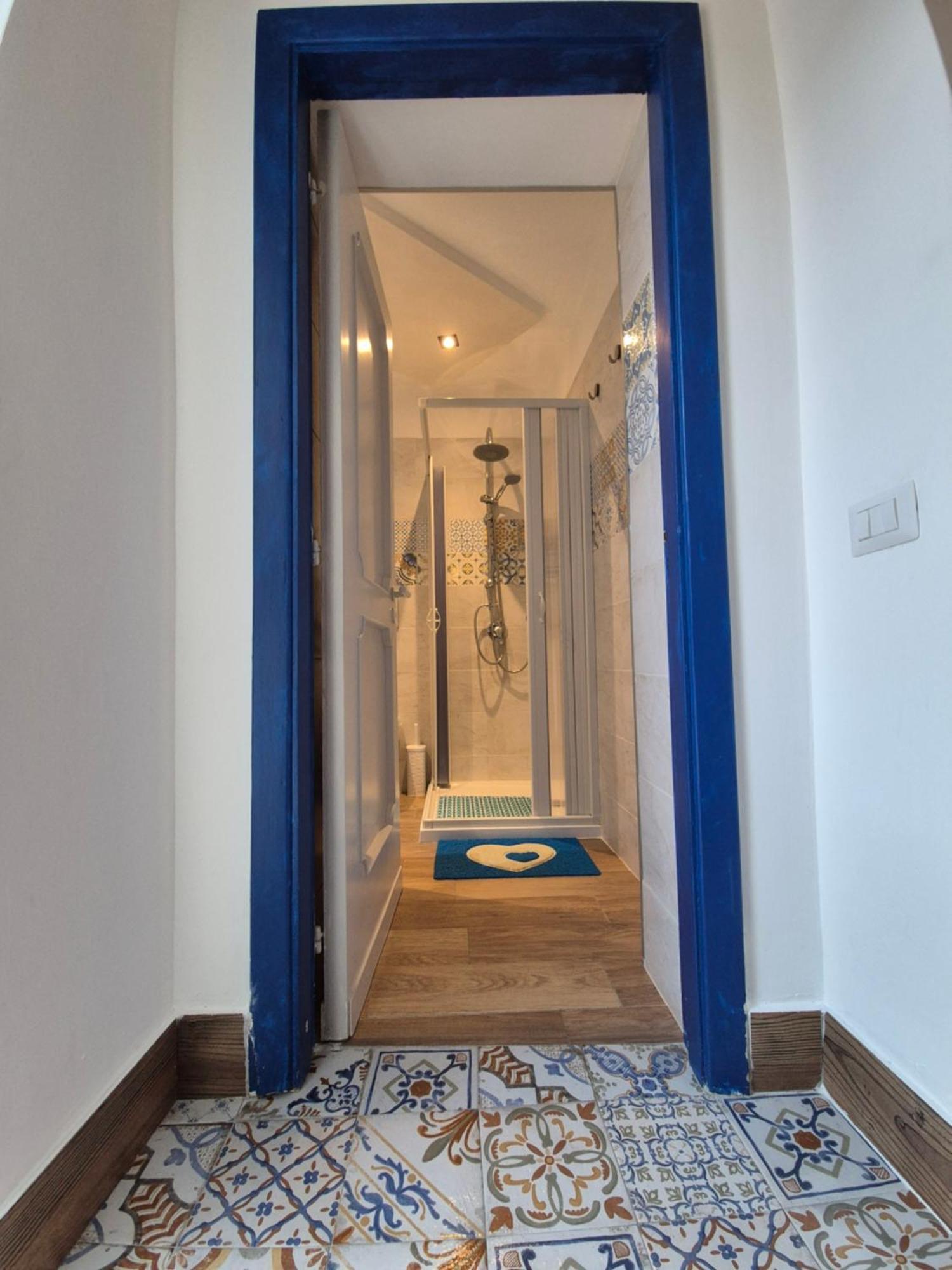Casa Vacanze Smeralda Amalfi Coast Vietri Dış mekan fotoğraf